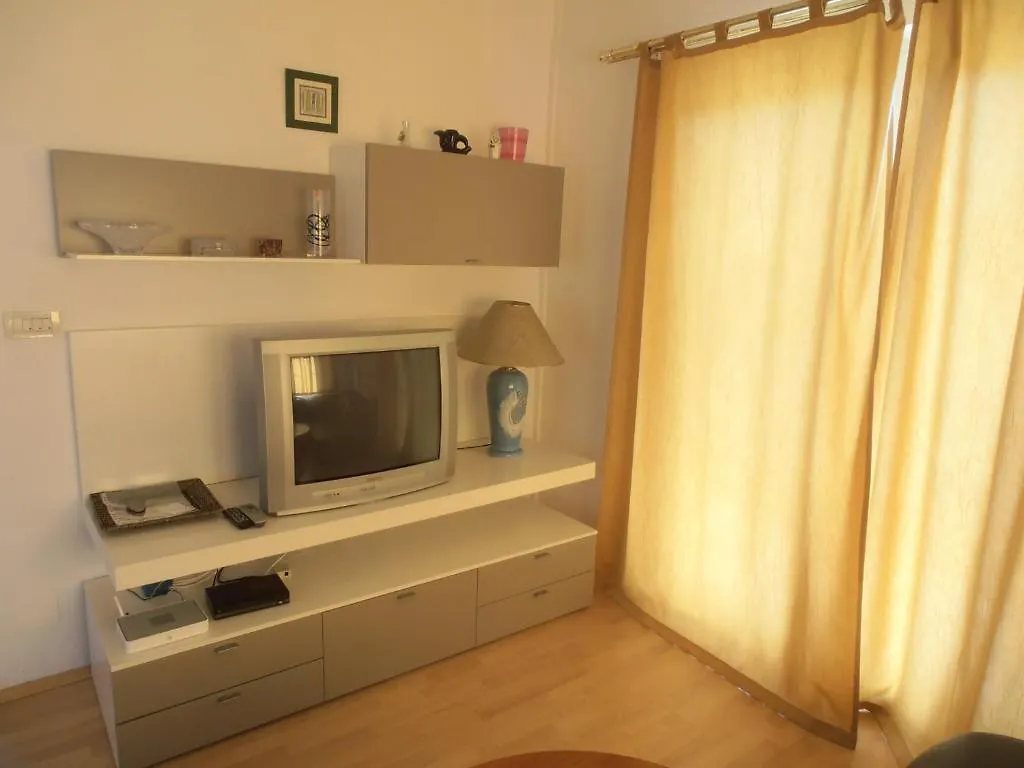 Apartments Ivana Baška Hırvatistan